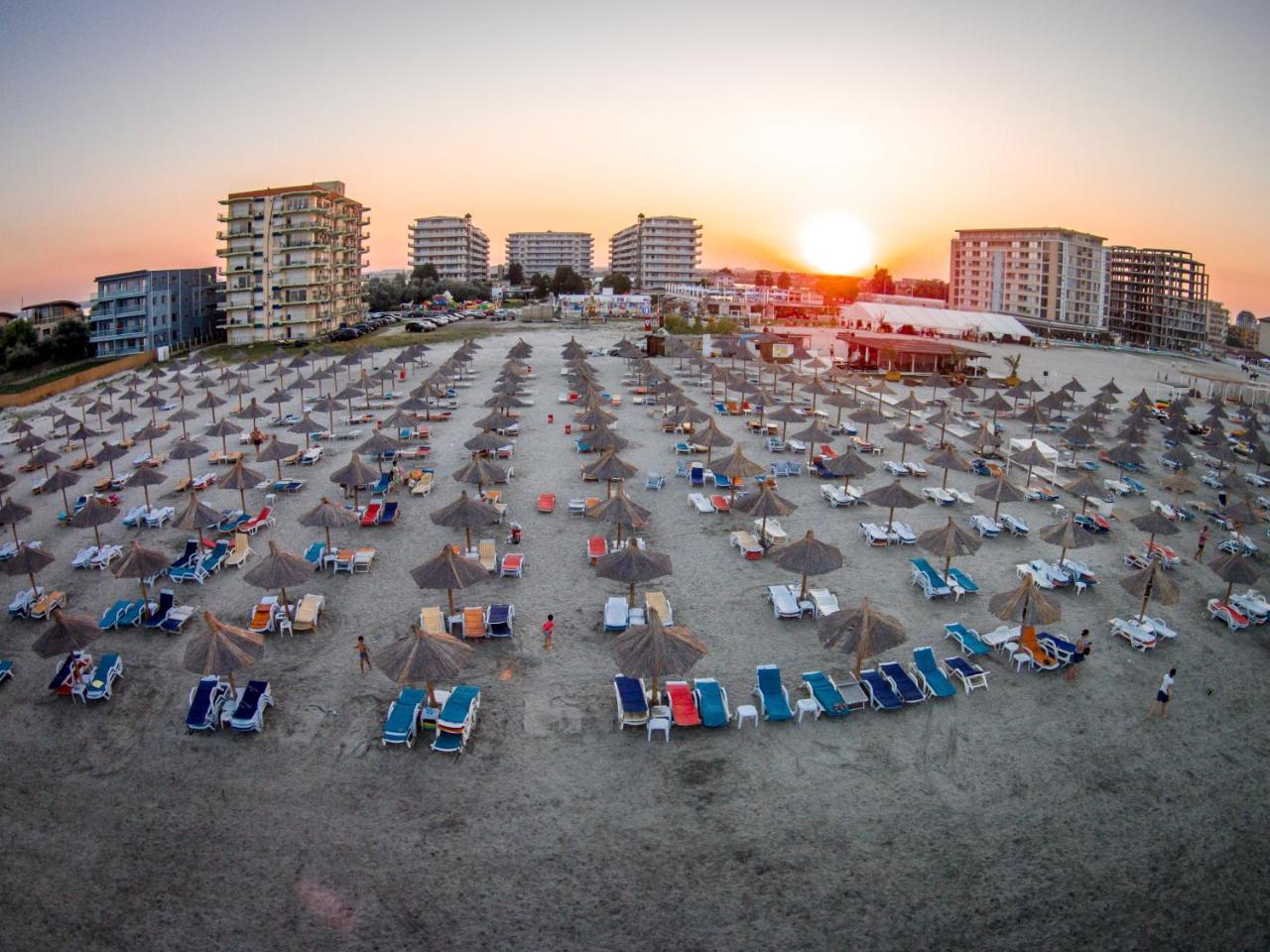 Phoenicia Holiday Resort Mamaia Kültér fotó